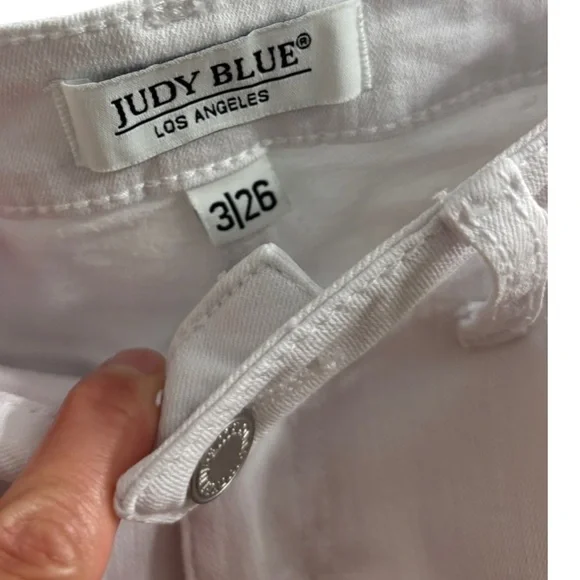 JUDY BLUE white, distressed, mid-rise boyfriend-fit jeans with a raw hem 3/26 - Picture 5 of 11